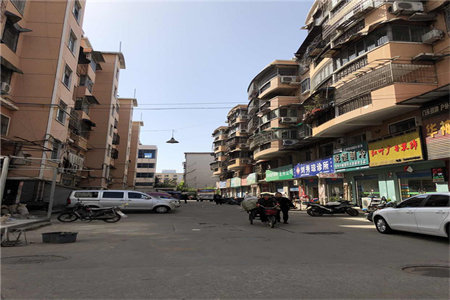 薛城薛城富和园5室3厅5室3厅3卫375平米